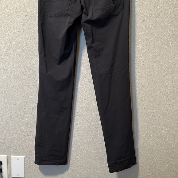 Dark Grey Black Diamond Modernist Rock Pants - Men’s 28 x 32 - Picture 13 of 13